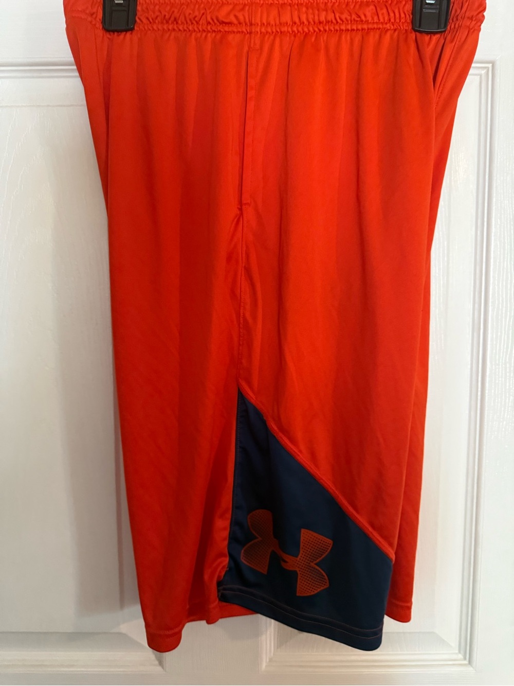 7 Pair of Under Armour & Nike Boys Sz XL Athletic Shorts. Excellent Condition.